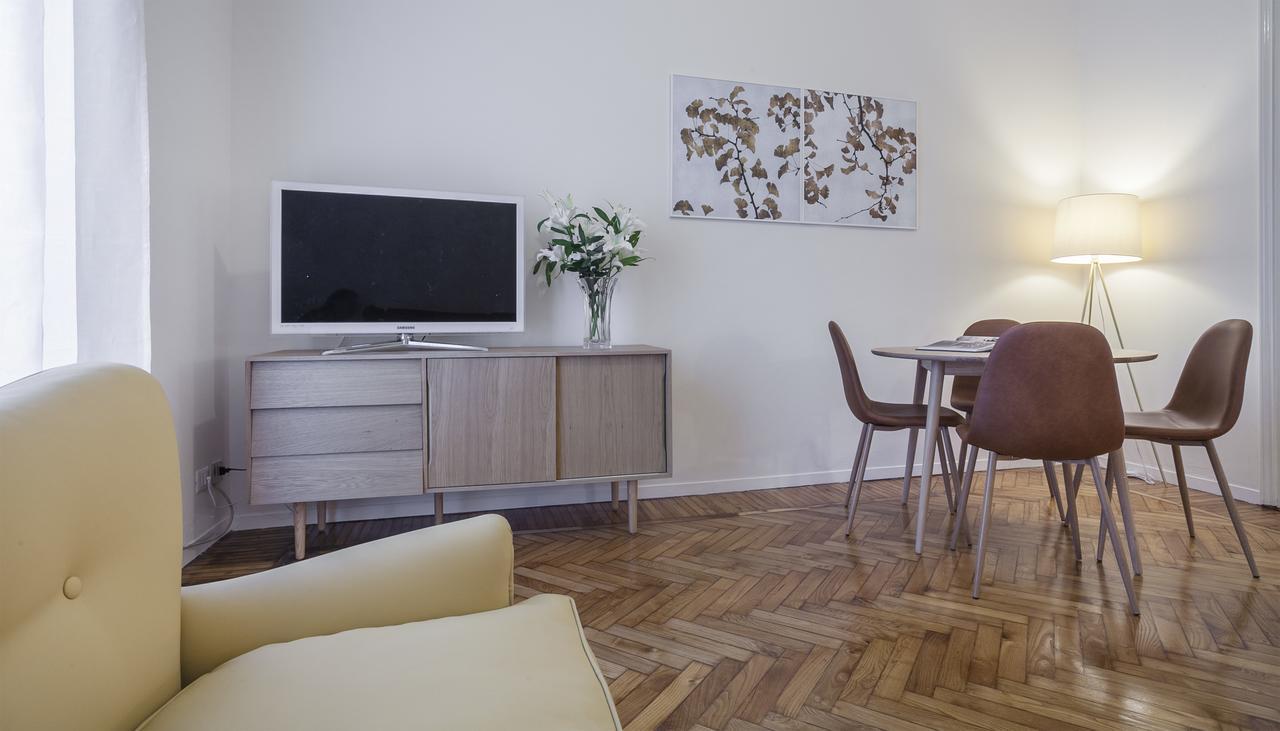 Italianway-Nerino Apartamento Milão Exterior foto