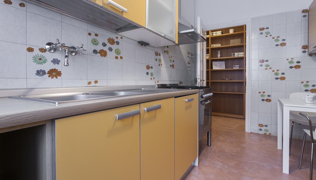 Italianway-Nerino Apartamento Milão Exterior foto